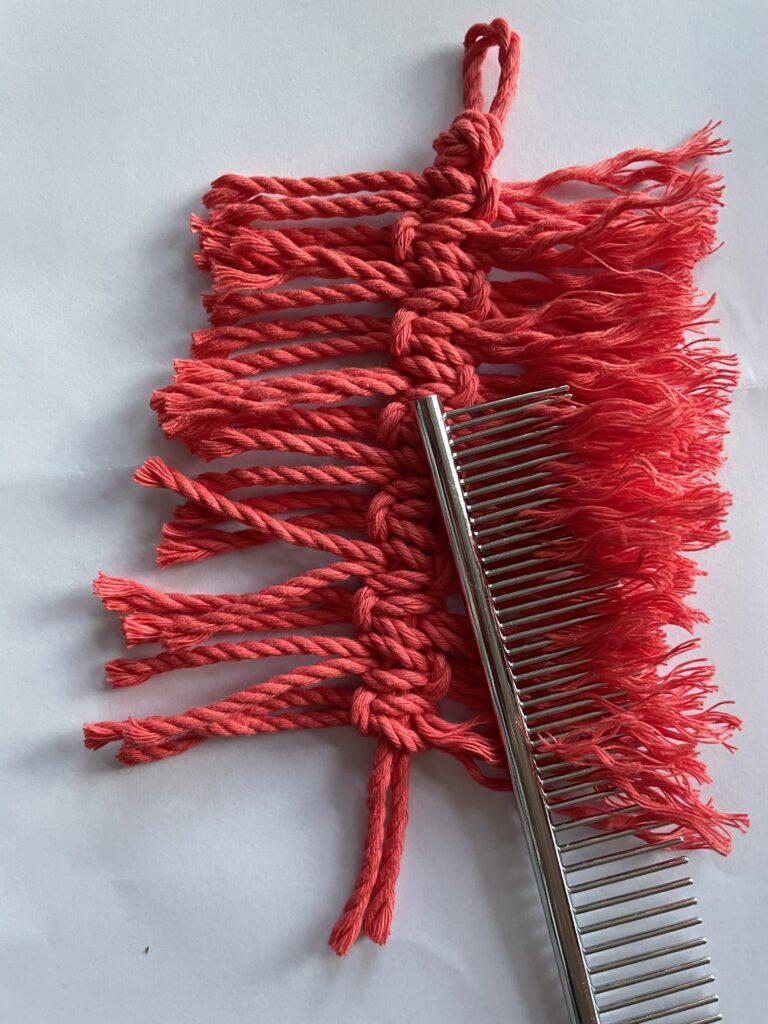 handige kam voor macramé touw