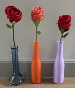 3 gehaakte rozen