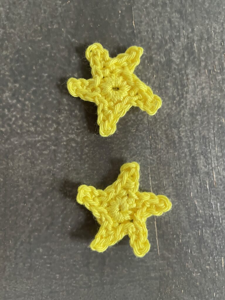 sterretjes van kerstboom haken